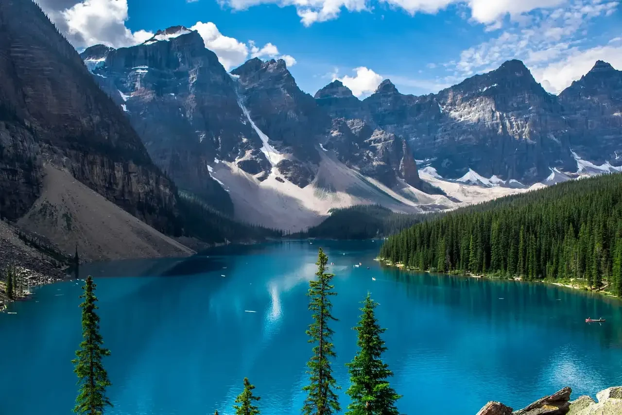 4-Day Canadian Rockies Tour: Luxurious Stay at Fairmont Banff Springs Hotel with Banff, Jasper, and Yoho Highlights, Including Complimentary Airport Pick-Up