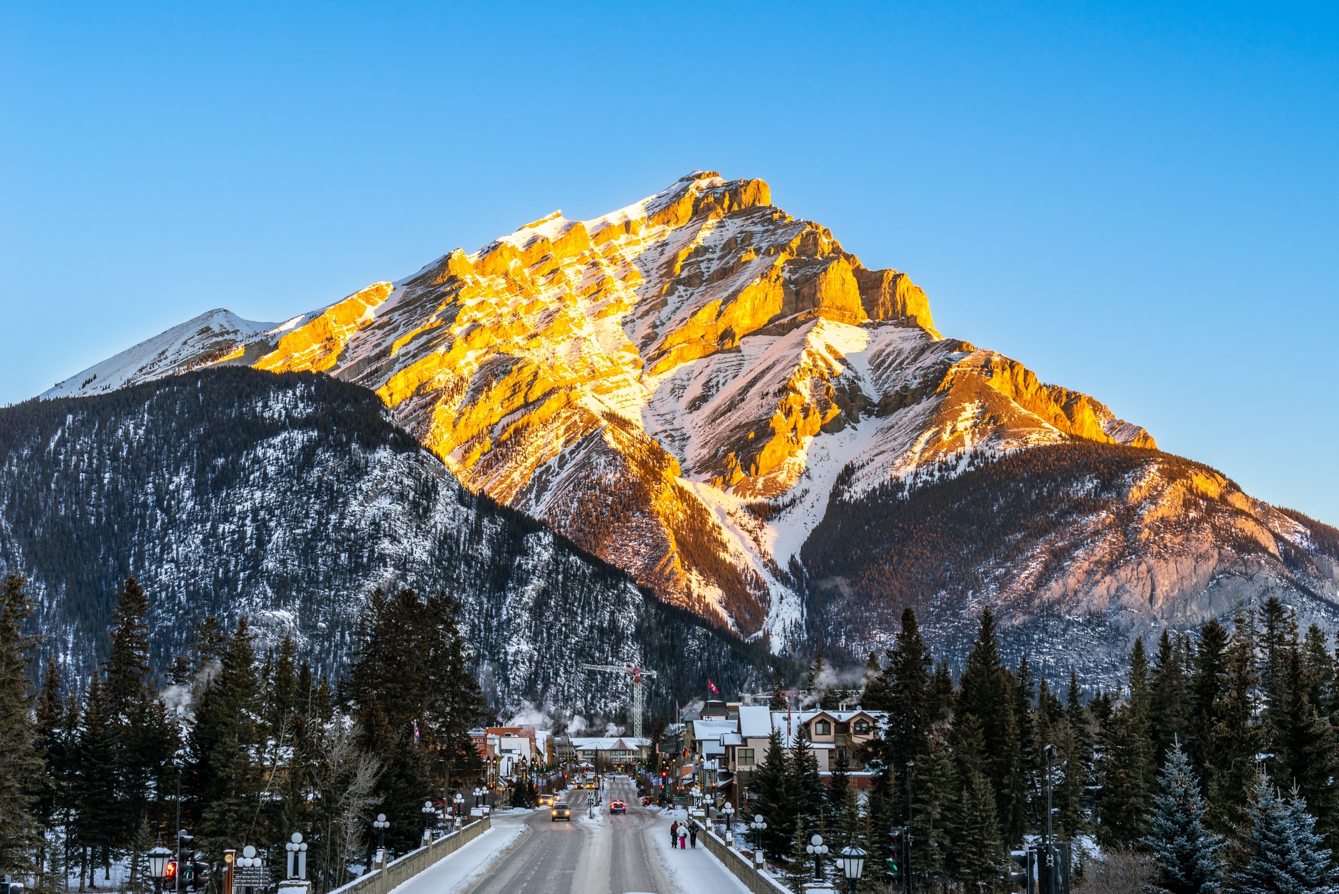 3-Day Winter Rockies  · Johnston Canyon, Banff National Park, Cave and Basin, Upper Hot Springs, horse Sleigh Calgary In/Out