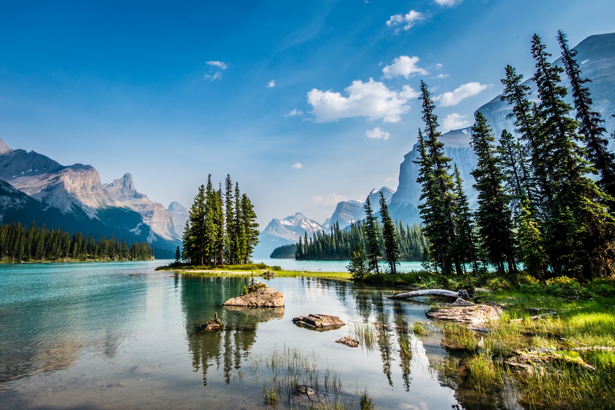 5 Day Wonders of the Canadian Rockies Getaway (Calgary, Banff, Jasper)