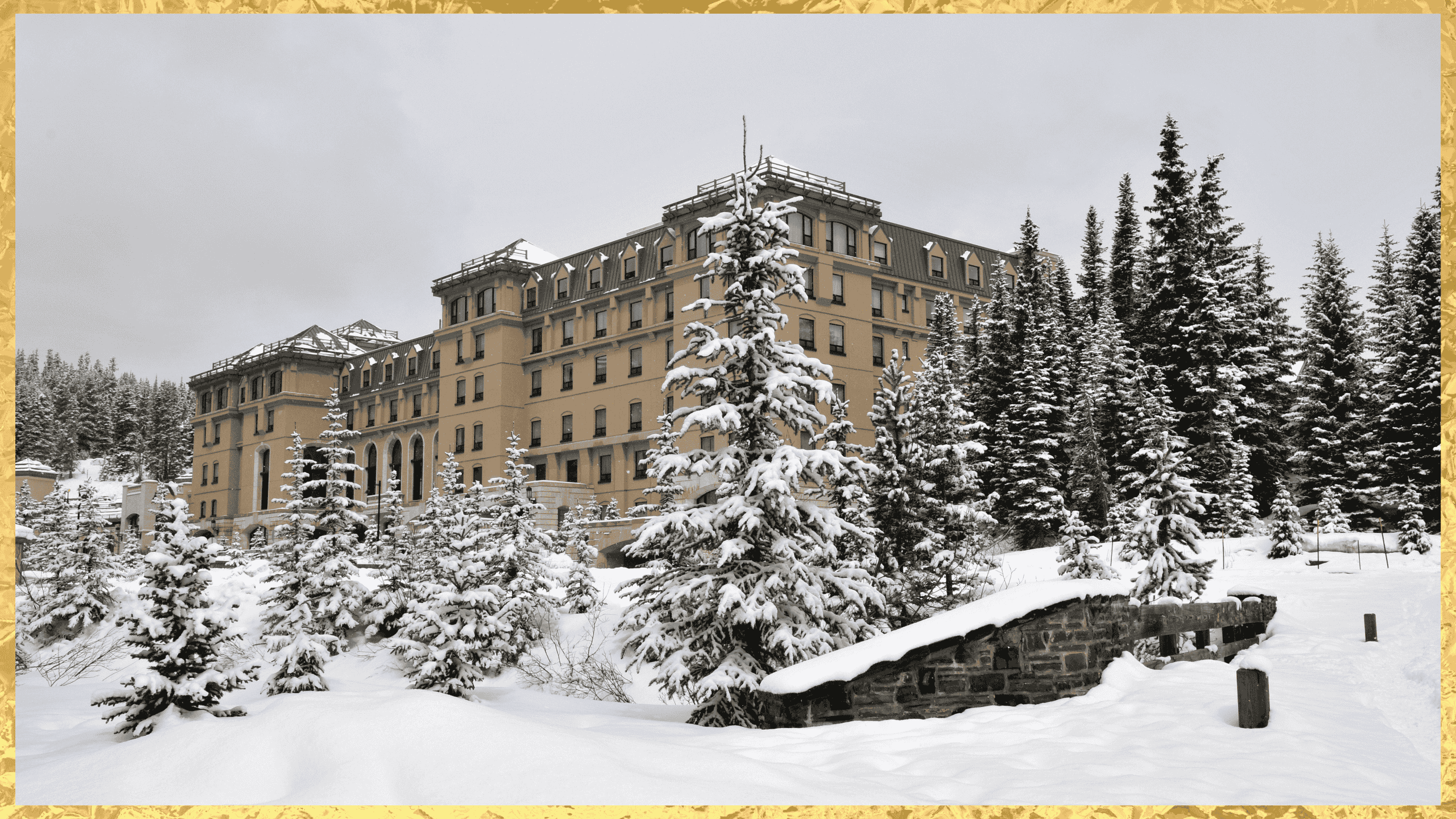 Deluxe 4-Day Banff Town, Icons & Icefields Escape (Fairmont Experience)