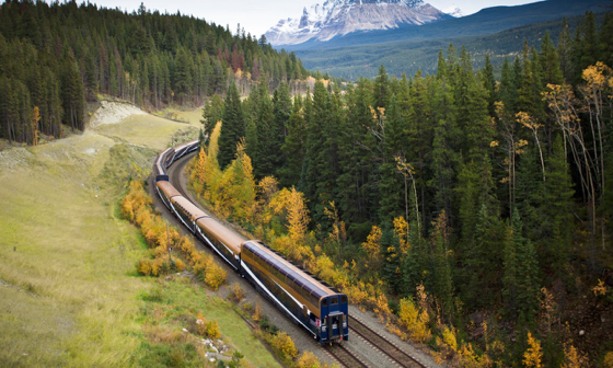 6Day Rocky Mountaineer Train Tour, from Calgary to Vancouver, Including Banff, Jasper, Yoho 3 National Parks, visit Columbia Icefield, Lake Louise and Moraine Lake an more