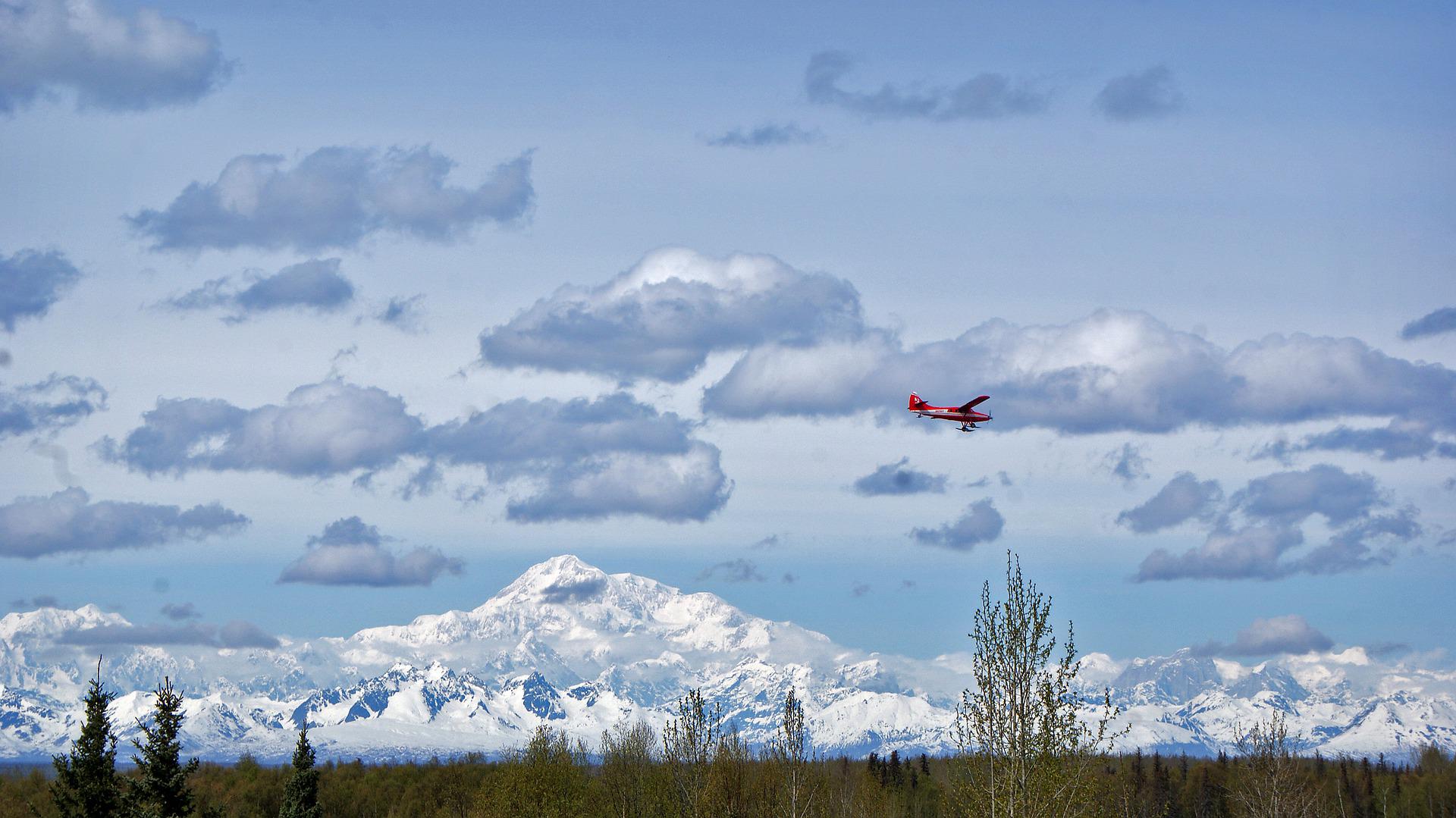 Alaska Plane.jpg