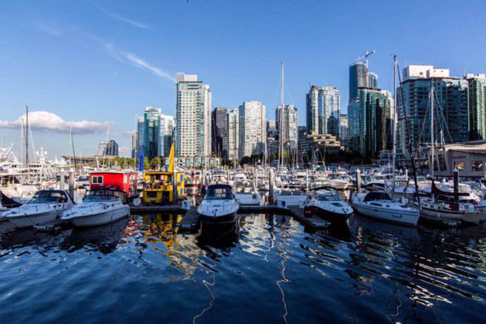 6-Day Winter Rockies Tour Package with Airport Pickup, Vancouver In Calgary Out, visiting Victoria, Banff, Lake Louise, Johnston Canyon and Yoho National Parks