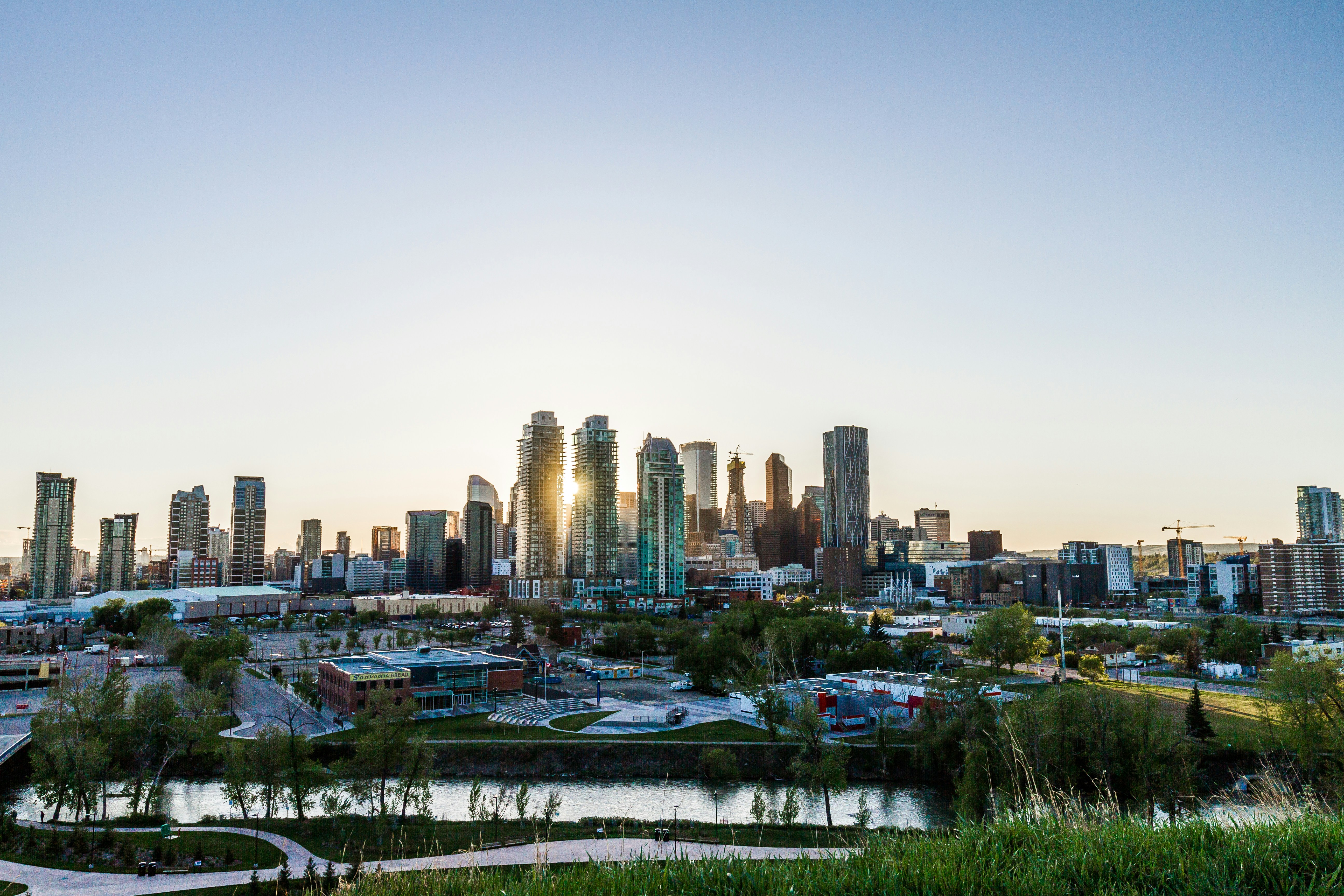 Calgary City Walk & Heritage Park Day Trip