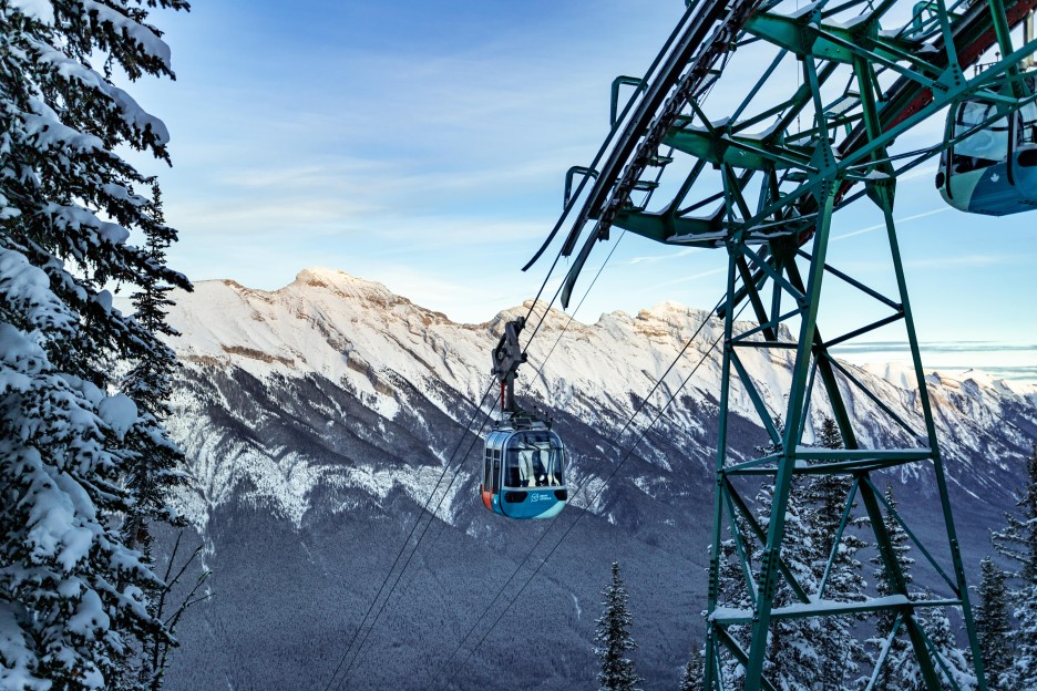 Enjoy Gorgeous View at Banff Gondola