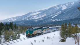 7-Day Banff Town, Icons, Icefields, & Rocky Rail Journey (YYC to YVR)