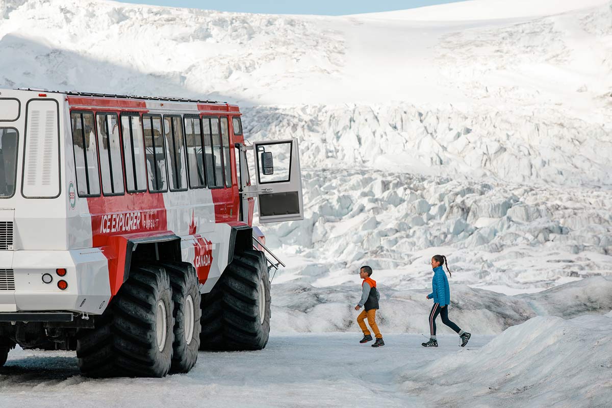 [1-Day Canadian Rockies] Columbia Icefield tour, explore the world's largest icefield beyond the Arctic Circle