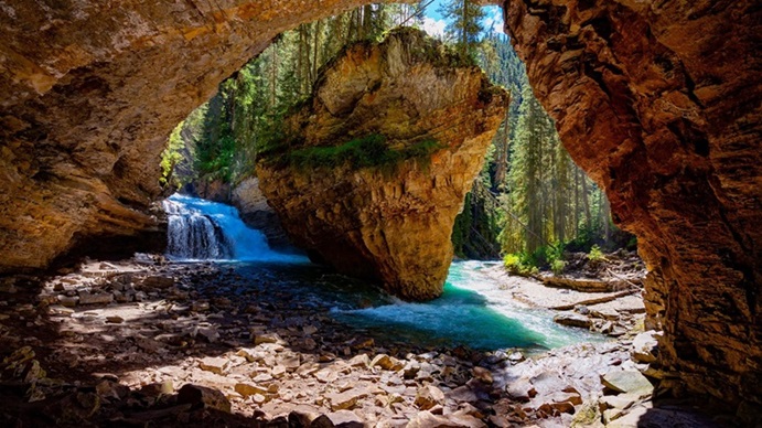 [1-Day Canadian Rockies] Lake Louise and Johnston Canyon